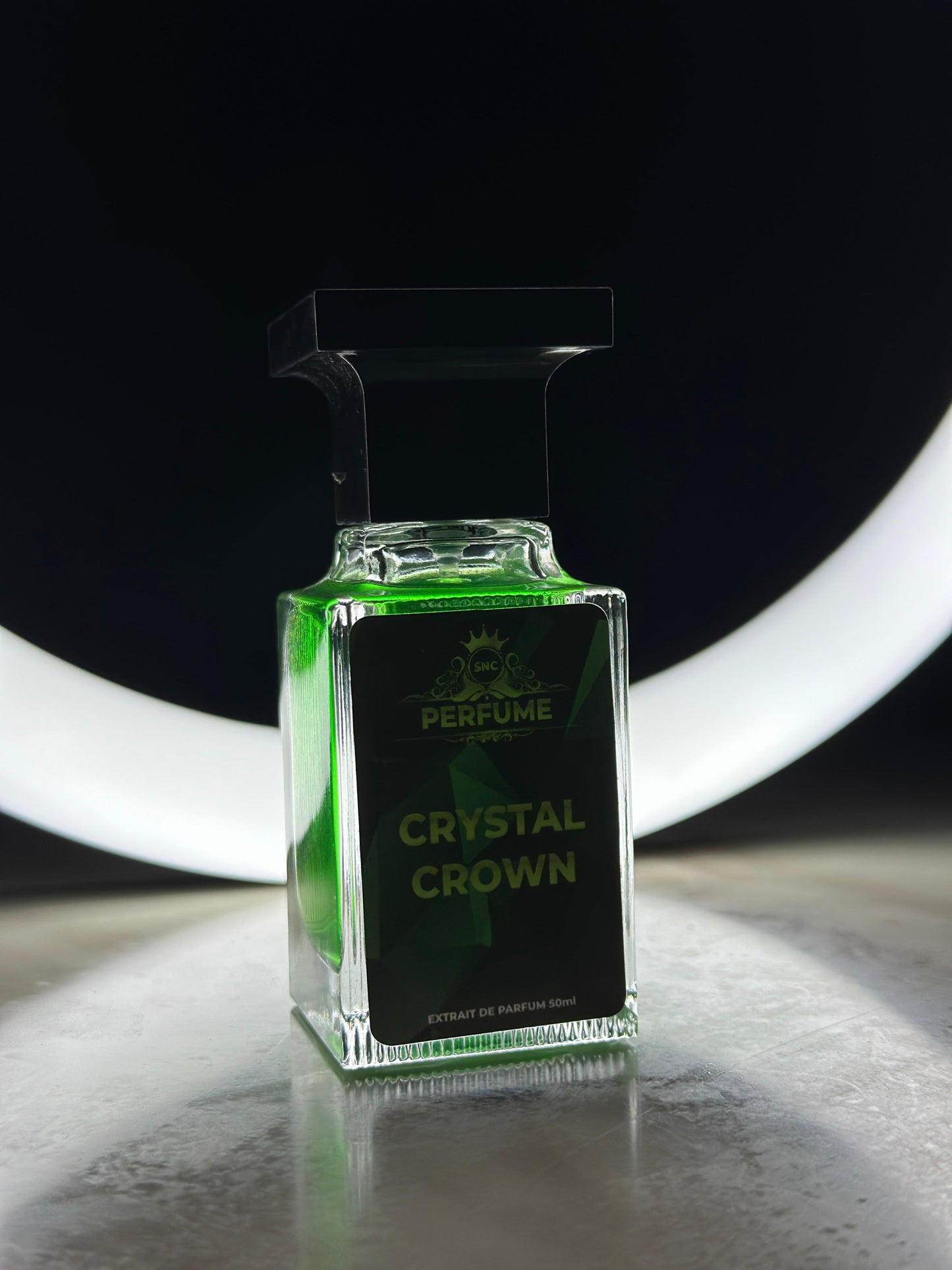 Crystal Crown (White Oud) Impression.